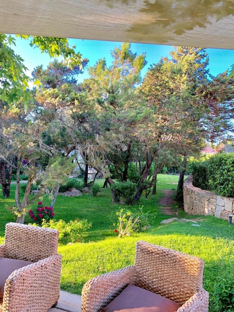Green Park Hotel Capriccioli  Exterior photo